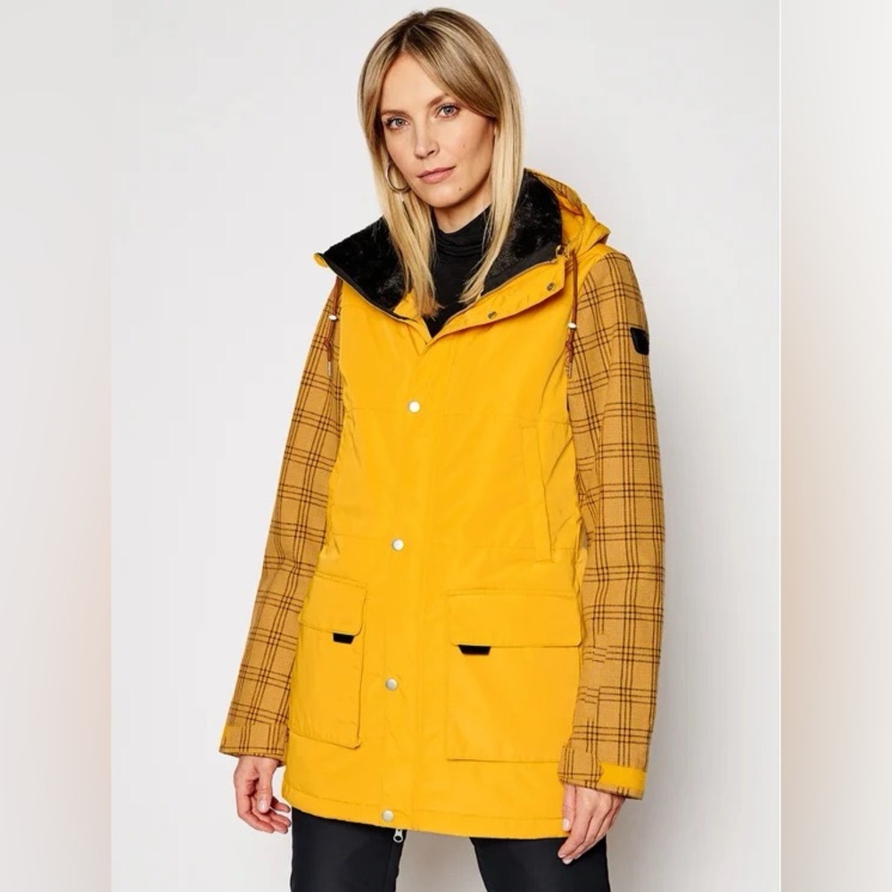 NWT O'Neill  Snow Parka Jacket  In Old Gold plaid Large